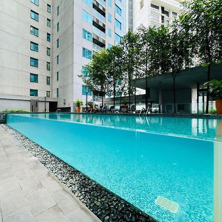 Summer Suites Klcc By Homestay Kuala Lumpur Exterior photo