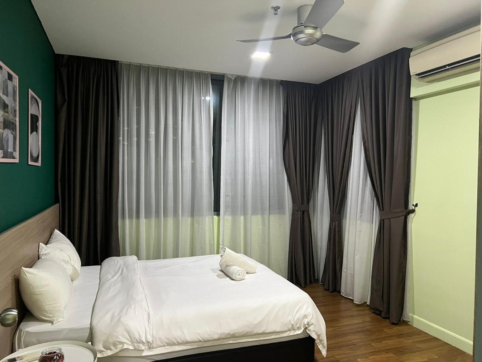Summer Suites Klcc By Homestay Kuala Lumpur Exterior photo