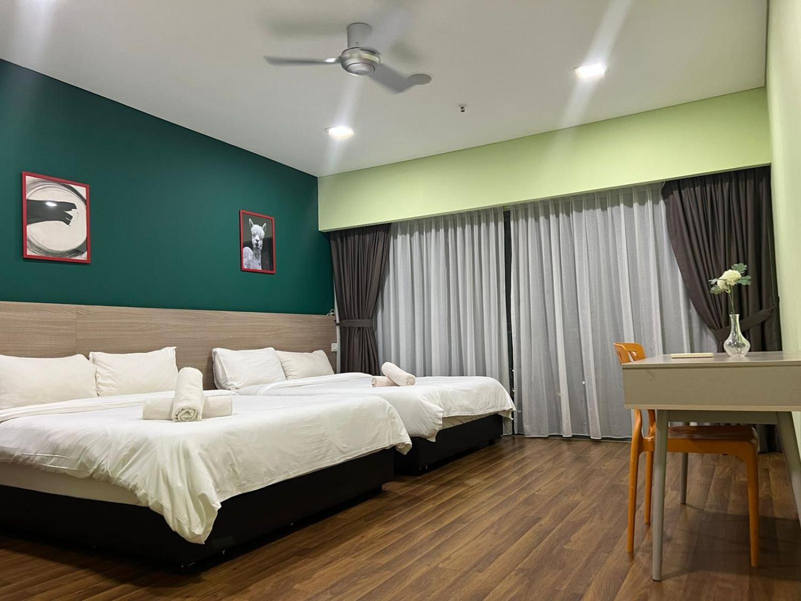 Summer Suites Klcc By Homestay Kuala Lumpur Exterior photo