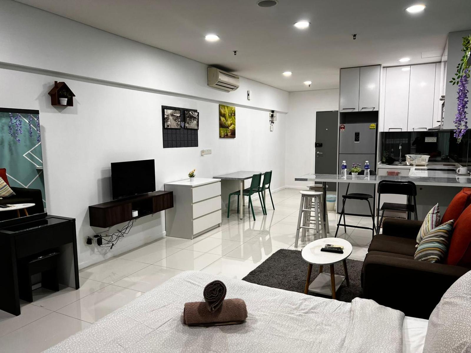 Summer Suites Klcc By Homestay Kuala Lumpur Exterior photo